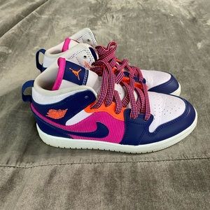 Youth Girls Nike Basketball Shoes